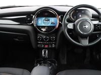 Used Mini Cooper Classic 134 HP (98 kW) 2023 Silver Hatchback