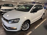 Used VW Polo Design 60 HP (44 kW) 2015 White Hatchback