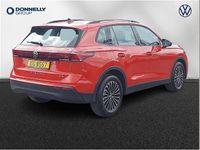 Używany VW Tiguan Edition 148 KM (108 kW) 2024 Czerwony SUV
