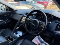 Used Jaguar E-Pace SE 180 HP (132 kW) 2018 Black SUV