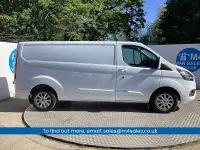 Begagnad Ford Transit Custom Limited 130 HK (95 kW) 2023 Vit Van