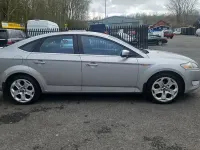 Usado Ford Mondeo Titanium 143 CV (105 kW) 2008 Plateado Utilitario