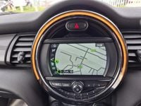 Używany Mini Cooper Hatch 136 KM (100 kW) 2018 Czarny Hatchback