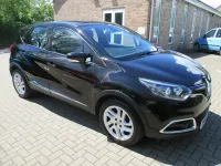 Used Renault Captur Dynamique 90 HP (66 kW) 2016 Black SUV