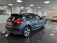 Used Ford Focus Active 125 HP (91 kW) 2019 Blue Hatchback