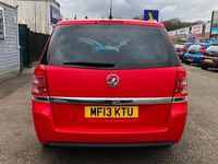Used Vauxhall Zafira Design Edition 116 HP (85 kW) 2013 Red MPV