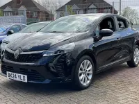 Used Renault Clio Evolution 90 HP (66 kW) 2024 Black Hatchback