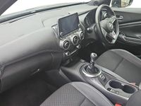 Used Nissan Juke N-Connecta 114 HP (83 kW) 2024 Grey SUV