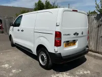 Used Vauxhall Vivaro S 100 HP (73 kW) 2023 White MPV