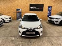 Used Toyota Yaris Hybrid 2015 White Hatchback