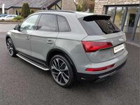 Begagnad Audi Q5 Advanced 200 HK (147 kW) 2021 Grå SUV