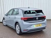 Begagnad VW ID.3 Pro 106 kW (145 HK) 2023 Grå Halvkombi