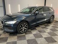 Used Volvo V60 Momentum 190 HP (139 kW) 2018 Blue Estate