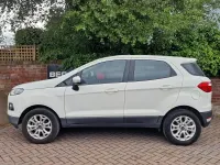 Usado Ford Ecosport Zetec 2017 Branco SUV