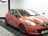 Used Renault Clio IV Dynamique 90 HP (66 kW) 2013 Red Hatchback