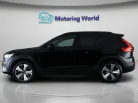 Używany Volvo XC40 Core 169 kW (231 KM) 2023 SUV