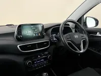 Used Hyundai Tucson SE 177 HP (130 kW) 2019 Silver SUV