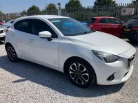Used Mazda 2 Inclusive 90 HP (66 kW) 2016 White Hatchback