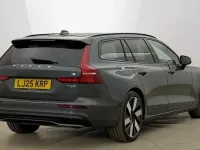 Used Volvo V60 Ultra 449 HP (330 kW) 2025 Green Estate
