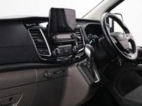 Begagnad Ford Transit Custom Limited 170 HK (125 kW) 2020 Vit Kombi