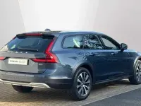 Used Volvo V90 CC 247 HP (181 kW) 2022 Estate