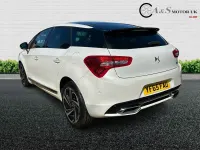 Used DS Automobiles DS5 Prestige 150 HP (110 kW) 2015 White Hatchback