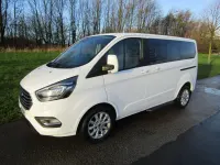 Usado Ford Tourneo Titanium 130 HP (95 kW) 2019 Cinzento Monovolume