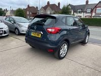 Second-hand Renault Captur Dynamique 110 CP (80 kW) 2016 Albastru SUV