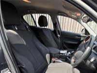 Używany BMW 118 Sport Line 2018 Szary Hatchback