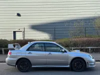 Begagnad Subaru Impreza 2006 Grå Sedan