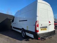 Used Vauxhall Movano 125 HP (91 kW) 2016 White MPV