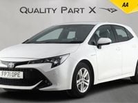 Used Toyota Corolla 122 HP (89 kW) 2021 White Hatchback