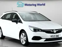 Used Vauxhall Astra Business Edition 122 HP (89 kW) 2021 White Estate