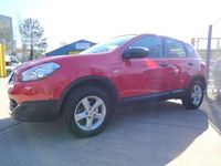 Used Nissan Qashqai S 117 HP (86 kW) 2011 Red SUV