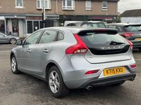 Used Volvo V40 SE 150 HP (110 kW) 2015 Silver Hatchback