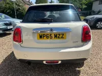 Used Mini ONE Hatch 102 HP (75 kW) 2015 White Hatchback
