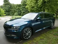 Second-hand Skoda Superb LAURIN & KLEMENT 190 CP (139 kW) 2018 Albastru Break