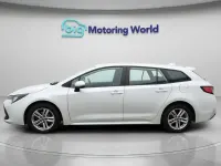 Begagnad Toyota Corolla 140 HK (102 kW) 2023 Vit Kombi