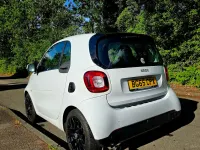 Used Smart ForTwo Coupé Premium 90 HP (66 kW) 2016 White Coupe