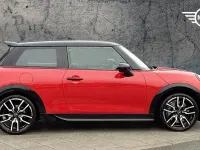 Used Mini Cooper Hatch 113 kW (154 HP) 2026 Red Hatchback