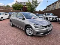 Usado VW Golf VII S 85 HP (62 kW) 2019 Prateado Citadino