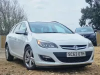 Używany Vauxhall Astra SRi 2014 Biały Kombi