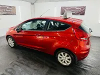 Used Ford Fiesta Zetec 82 HP (60 kW) 2009 Red Hatchback