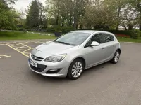 Second-hand Vauxhall Astra 2013 Argintiu Hatchback
