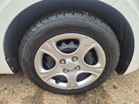 Used Kia Picanto 66 HP (48 kW) 2017 White Hatchback