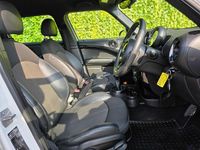 Used Mini Cooper S 2013 White Hatchback