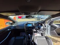 Używany Ford Focus ST 185 KM (136 kW) 2017 Biały Hatchback