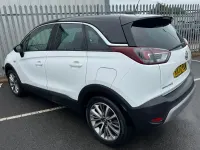Used Vauxhall Crossland X SRi 83 HP (61 kW) 2020 White SUV