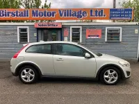Used Volvo C30 2010 White Hatchback