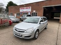 Used Vauxhall Astra 90 HP (66 kW) 2008 Silver Estate